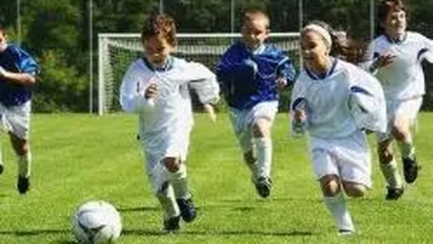 英格兰队名单揭晓：凯恩居首，拉什福德入选，阿诺德缺席，贝林无法出战