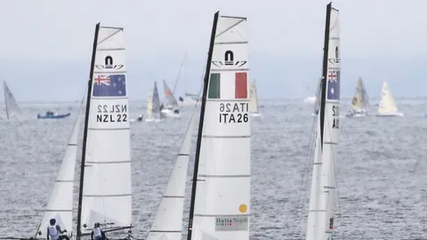 晨曦解析：【荷甲聚焦】阿尔克马尔客场挑战困境，巅峰对决即将上演！